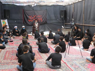 مراسم احلی من العسل در بناب برگزار شد+ تصاویر / مدیر آموزش و پرورش بناب: ضرورت ترویج درس های عاشورا  در بین دانش آموزان