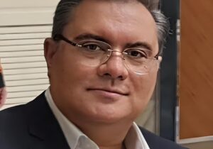 پیام دکتر وحید رضایی رئیس سابق شبکه بهداشت و درمان بناب